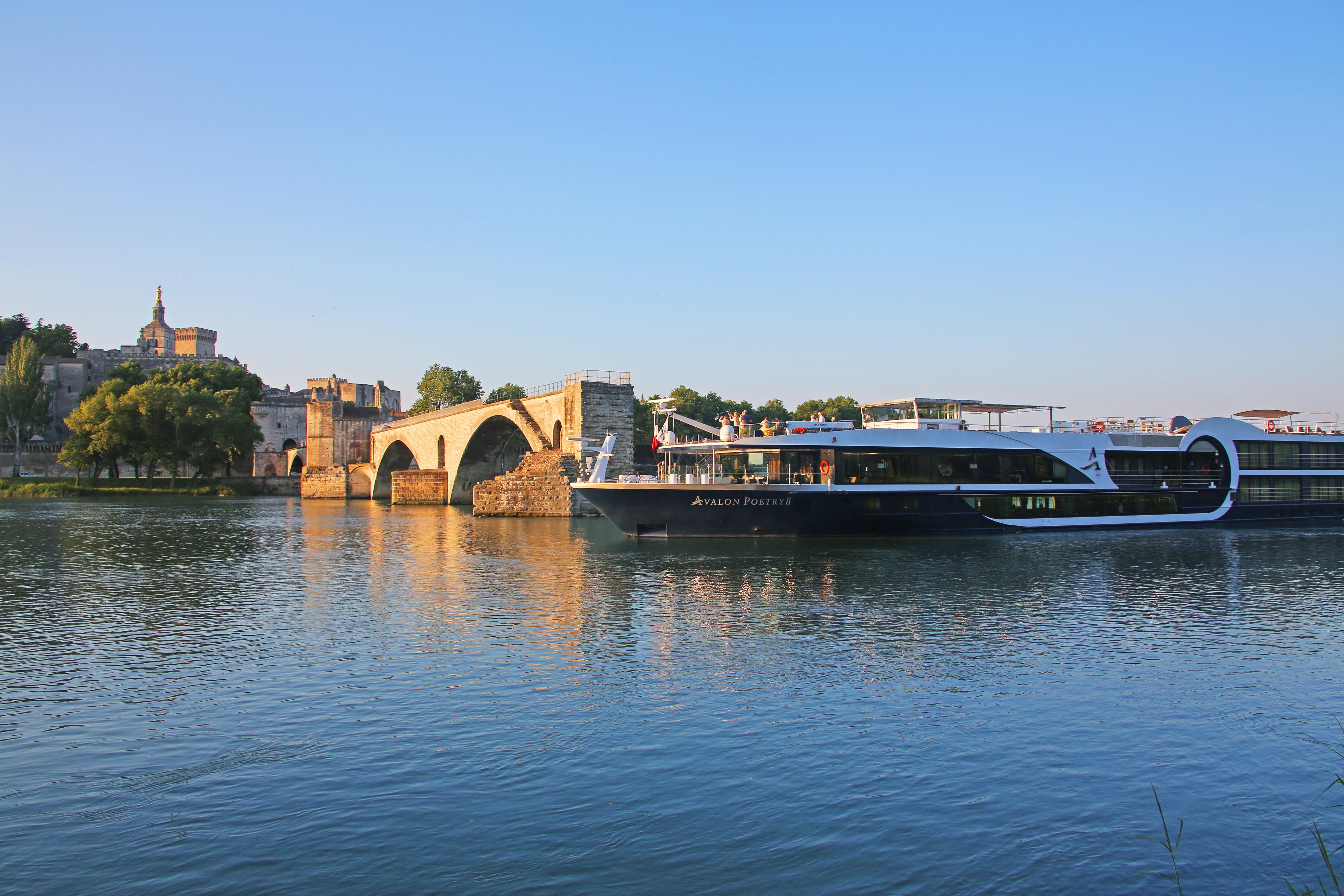 BURGUNDY & PROVENCE 8 DAY RIVER CRUISE - HOSTED BY LYNN HOLINSKI