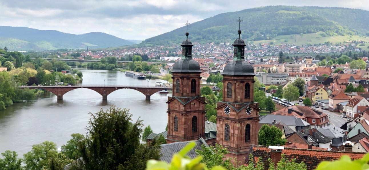 Magnificent Rivers of Europe 2022 - background banner